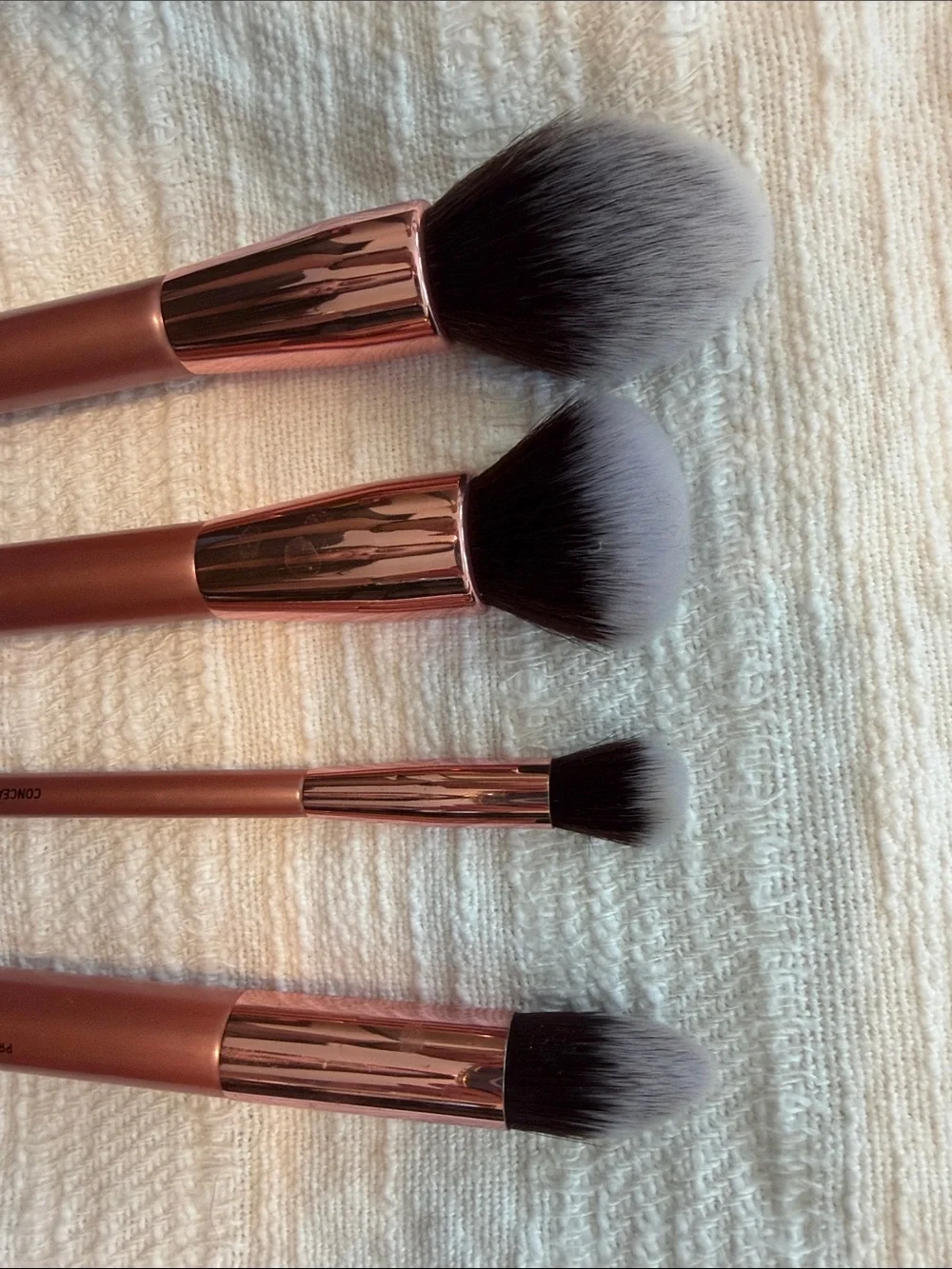 it Brushes by Ulta, Rose Gold Makeup Brush Set - 4 Piece, Like New or NWOT